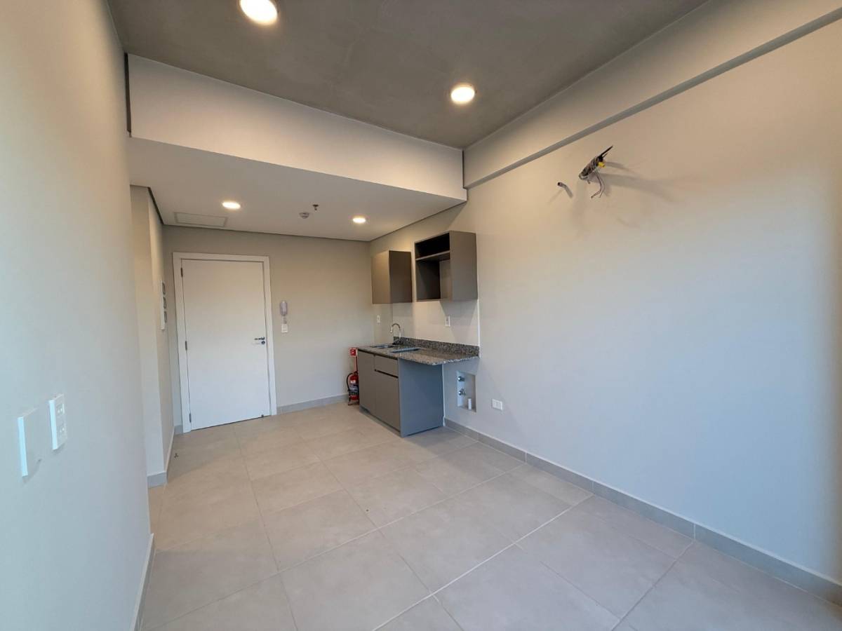 VENDO DEPARTAMENTO EN FERNANDO DE LA MORA, CENTRAL — foto 2