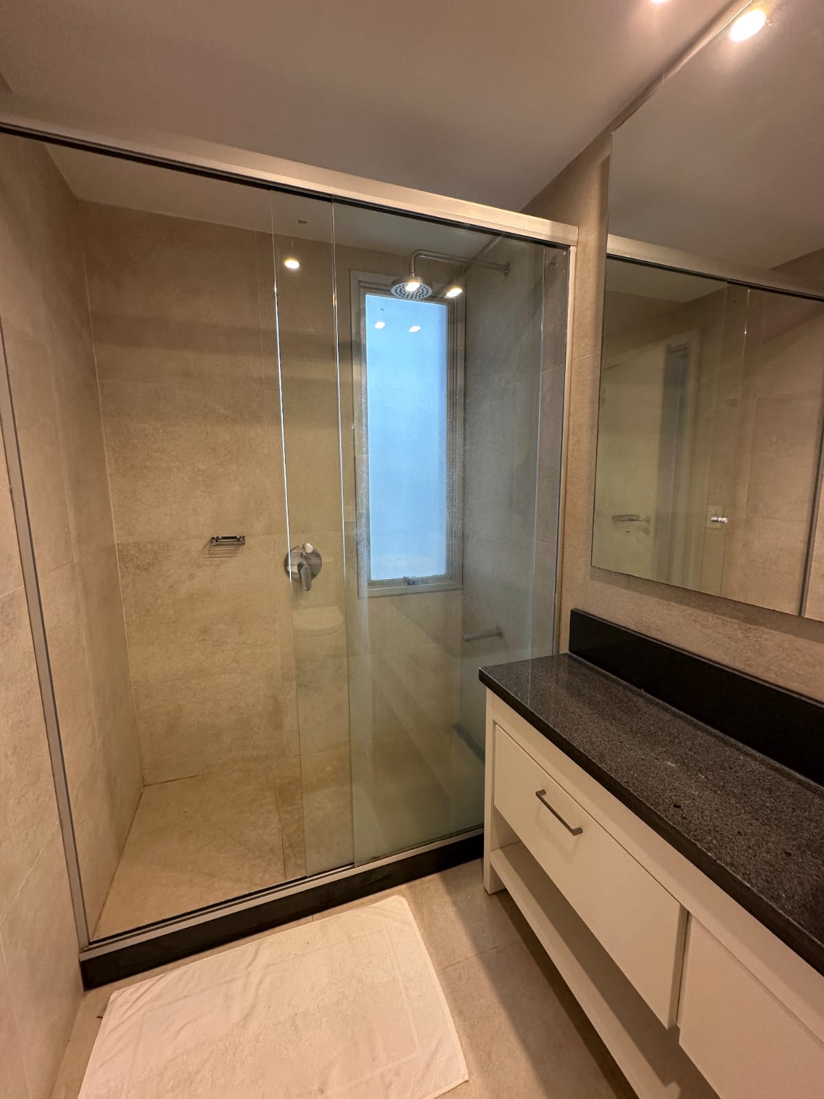 Departamento en alquiler en Ycuá Satí, Asunción — foto 2