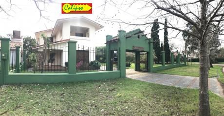 Casa - 5 Dormitorios - Atlantida - Inmobiliaria Calipso
