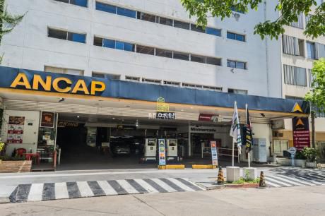Parking 119 Autos + Estación De Servicio + Minimarket