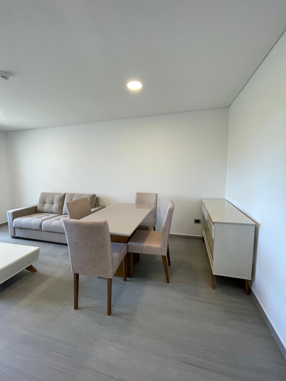 AVDA. SANTÍSIMA TRINIDAD, EN ALQUILER DEPARTAMENTO DE 1 DORMITORIO AMOBLADO — foto 2