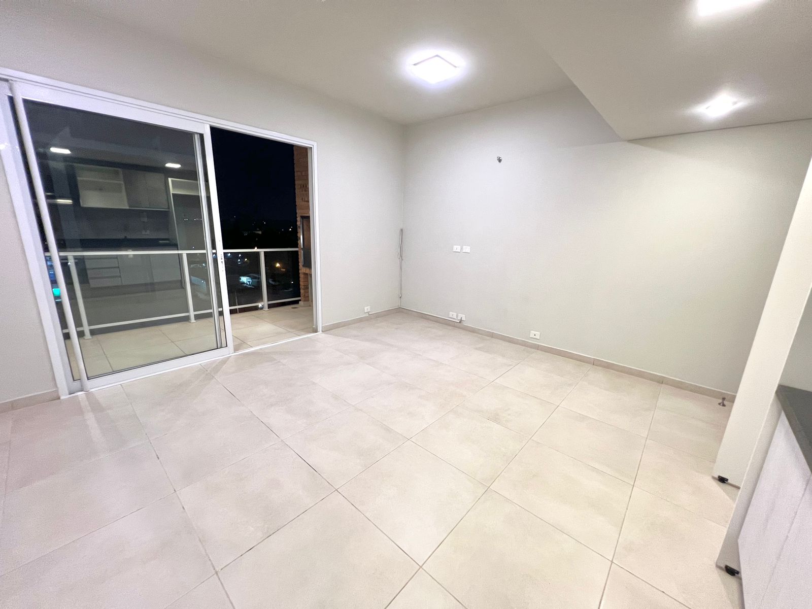 Alquilo departamento con 2 habitaciones y 2 cocheras — foto 3