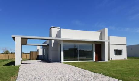 Casa A Estrenar En VIñedos De La Tahona