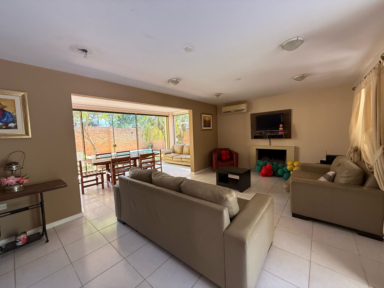Alquilo Hermoso Duplex Amoblado con Piscina — foto 2