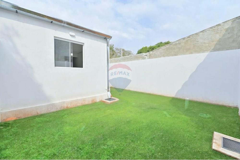 VENTA DUPLEX DE 1 PLANTA EN LUQUE, ZONA MAKA'I — foto 2