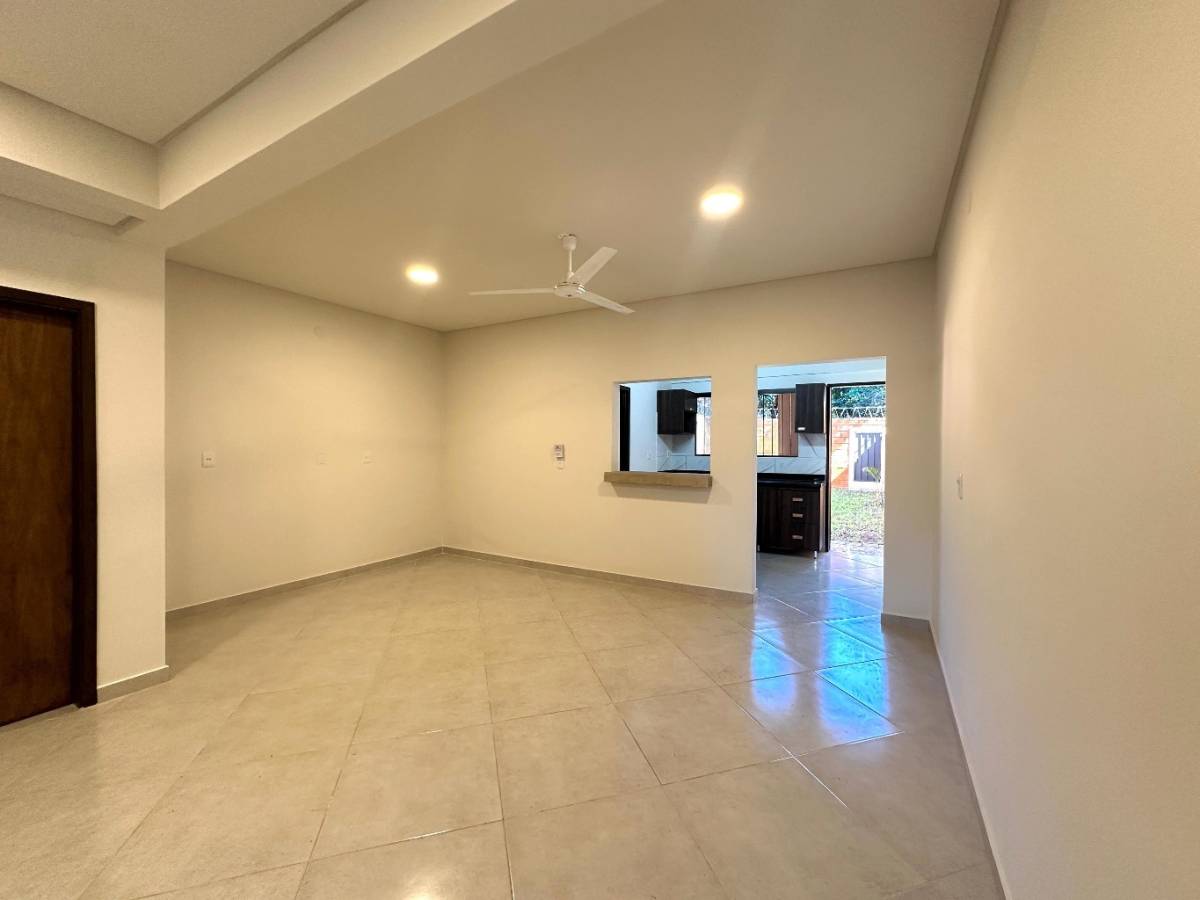 ALQUILO DUPLEX A ESTRENAR A METROS DE LA RUTA LUQUE-SAN LORENZO — foto 2