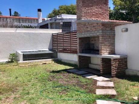 Venta Y Alquiler Apartamento Montevideo Malvin Garaje Parrillero