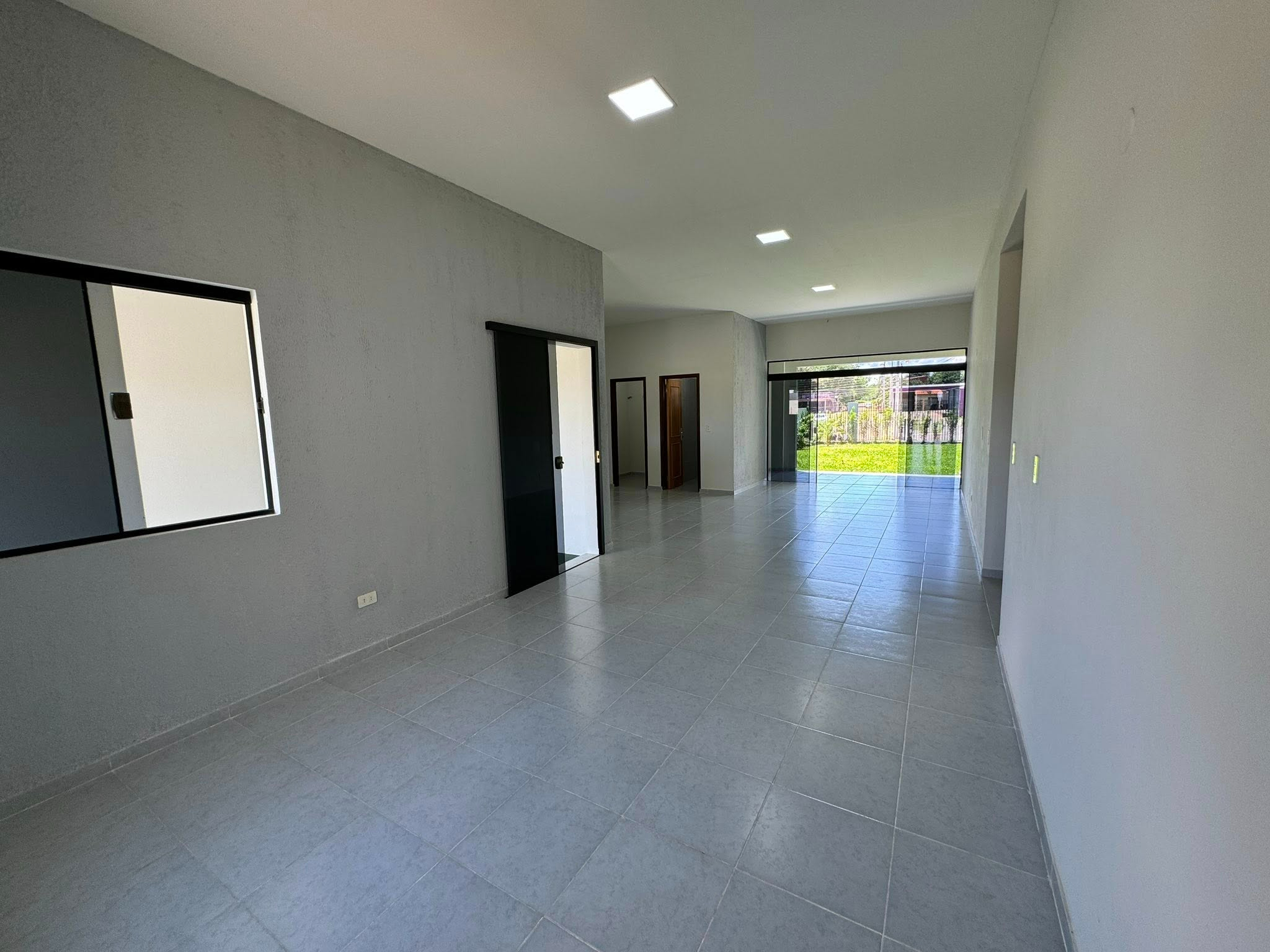 Vendo Amplia Casa dentro del Condominio Cerrado Kambuchi — foto 3