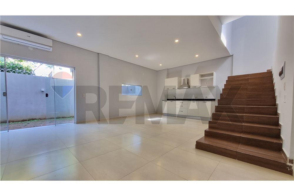 ALQUILO DUPLEX A ESTRENAR EN LAMBARE — foto 3