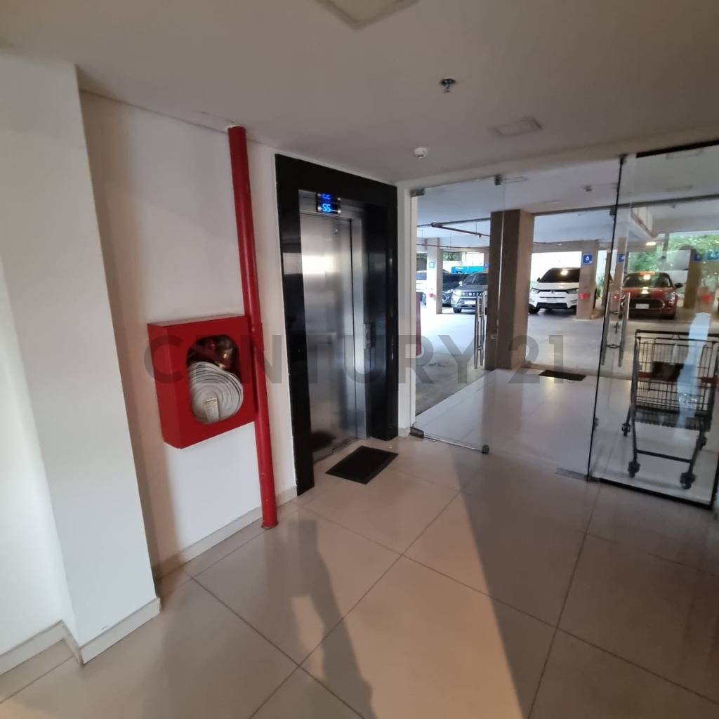 Alquiler Depto. Amoblado en el Edificio BELLAGIO - Las Mercedes* — foto 3
