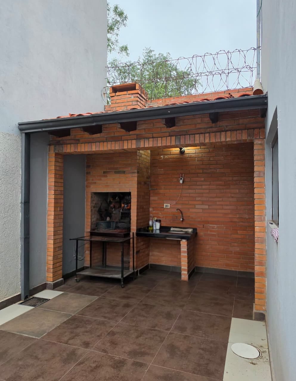 VENDO DUPLEX EN SAN LORENZO ZONA PINEDO COD 059* - foto 2