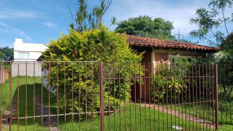 Casa A Pasos De De Britez Borges _ Zona Del Cit