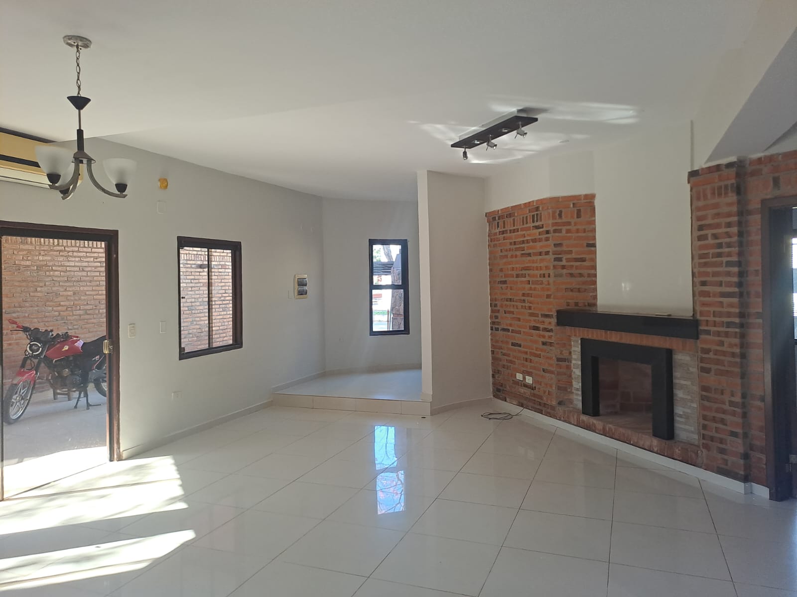 Casa en Alquiler en Luque en Una zona Residencial ????✨ — foto 3