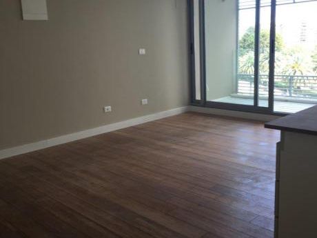 Maggiolo Y Sosa. Destacada Calidad. Incluye Muebles Y Box.