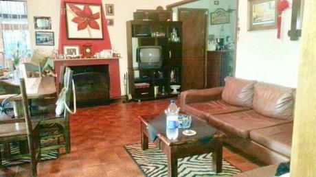 Casa Proximo A Portones
