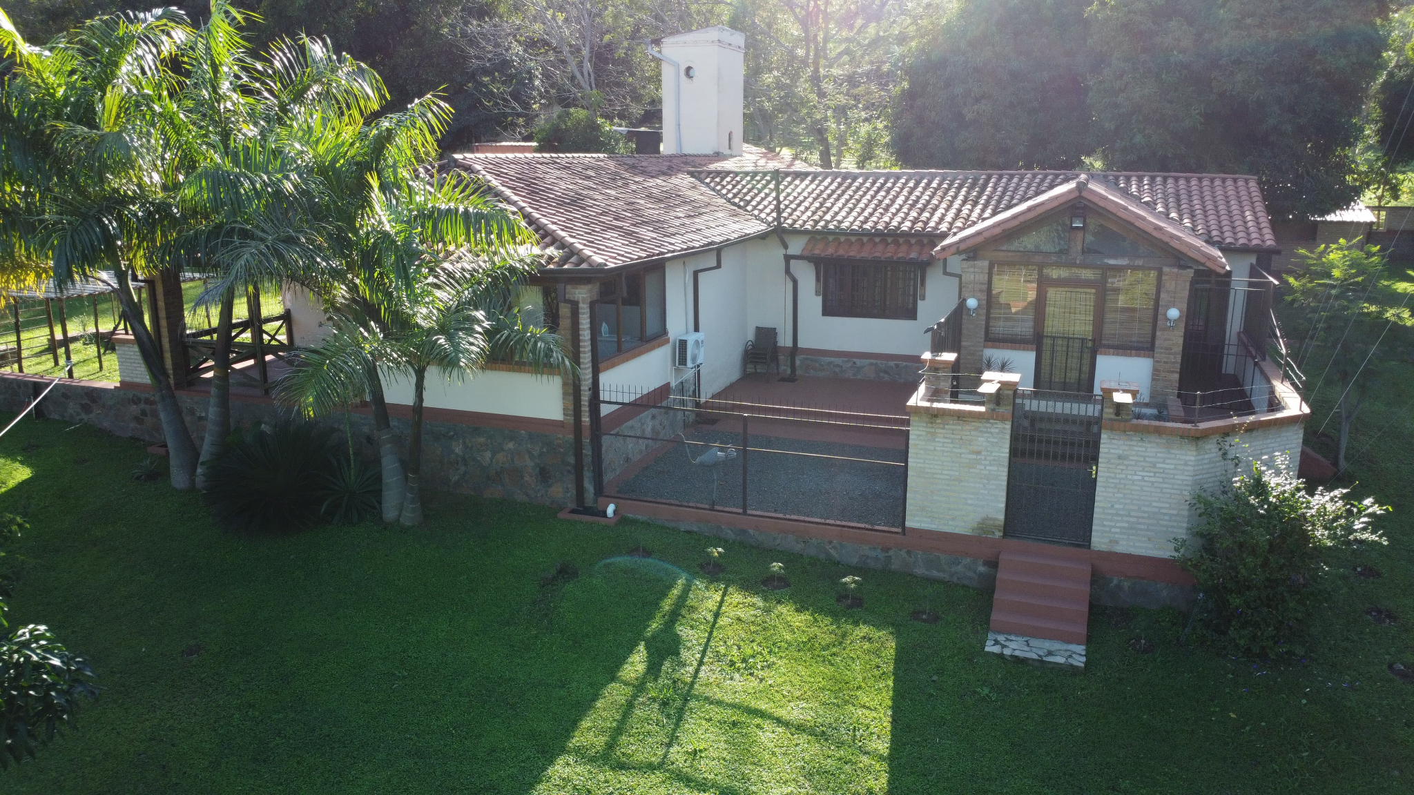 VENDO HERMOSA CASA QUINTA ,ATYRA COMPAÑIA CABAÑA — foto 2