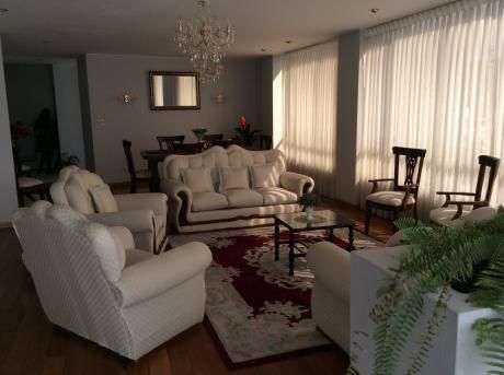 Calacoto Penthouse En Alquiler