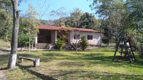 Hermosa Quinta - Piribebuy A 58 Kms De Asunción - Sobre Ruta Asfaltada - Arroyo
