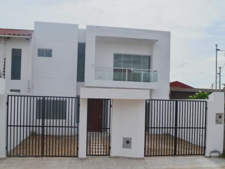 Casa En Venta A Estrenar En Zona Norte - Remanso III