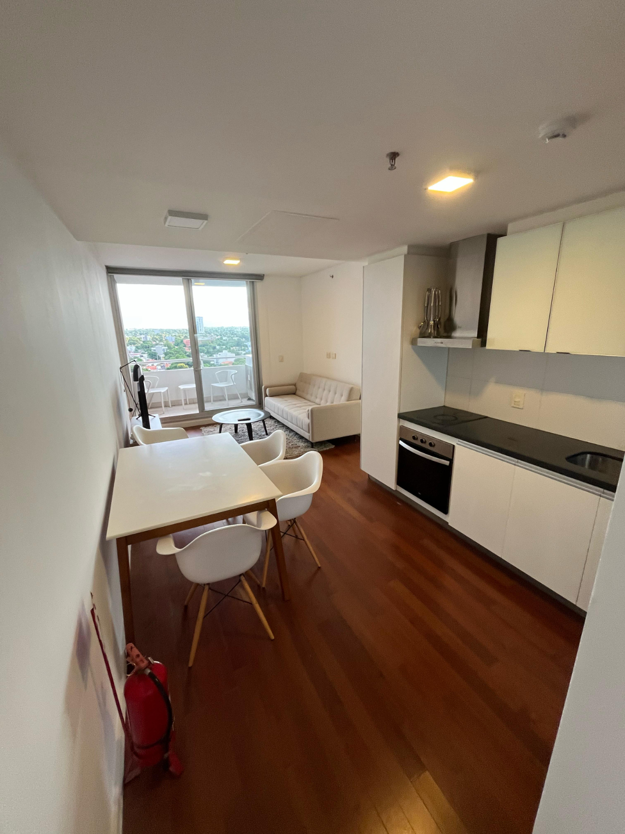 Departamento en alquiler en Ycuá Satí, Asunción — foto 2