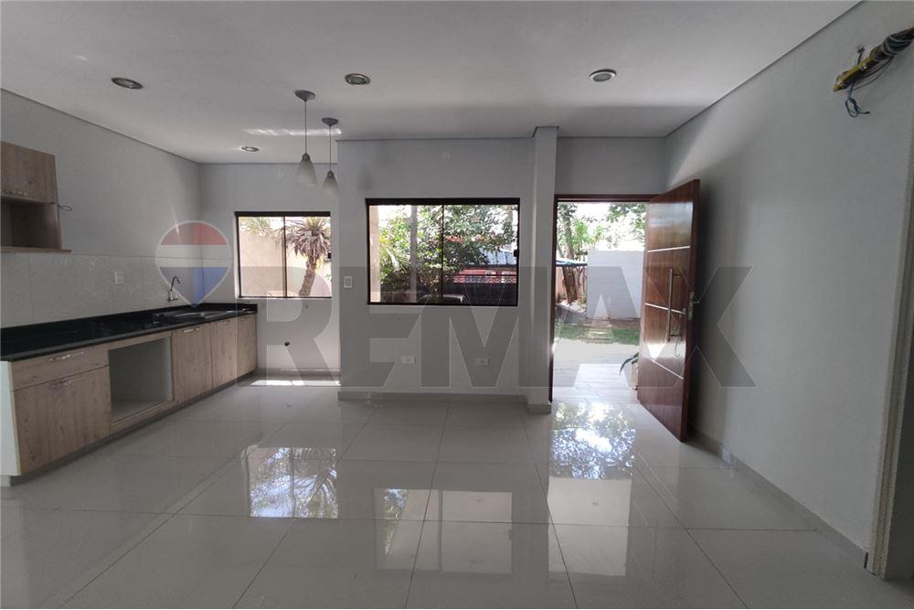 Chalet - Alquiler - Vista Alegre, Asunción, Paraguay — foto 2