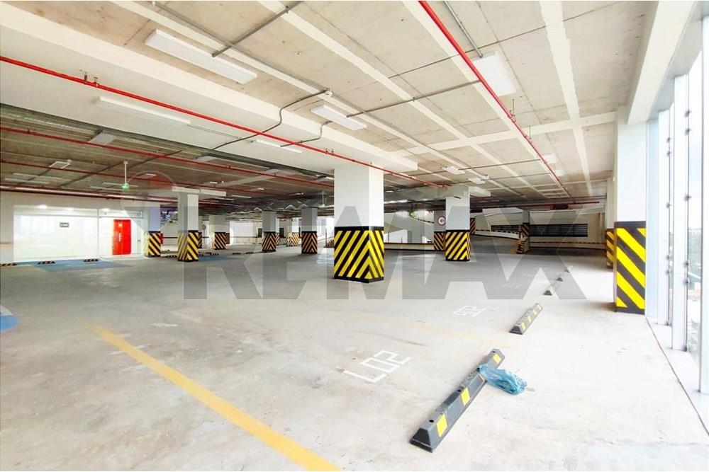 ALQUILO OFICINAS CORPORATIVAS EN VILLA MORRA — foto 3