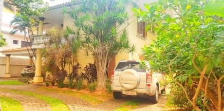 Casa Residencia En Asuncion Barrio Mburicao