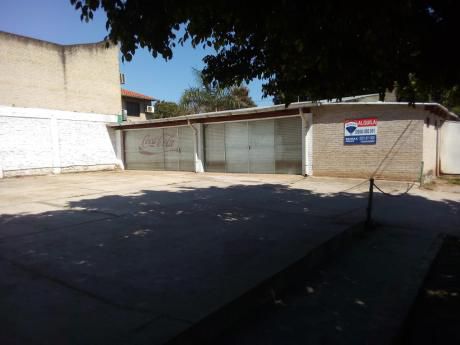 Alquilo Salon Comercial Sobre Madame Lynch