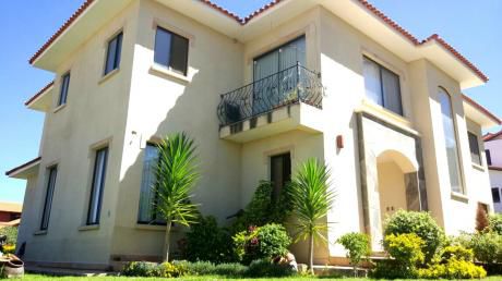 En Venta Amplia Y Cómoda Casa Urbanización El Bosque Norte