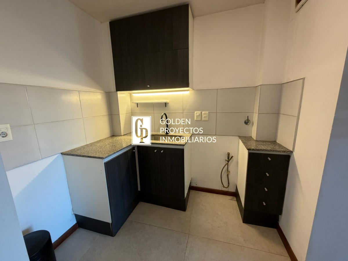 Apartamento en Alquiler 1 Dormitorio con Garage y Terraza en Cordón · Foto 5