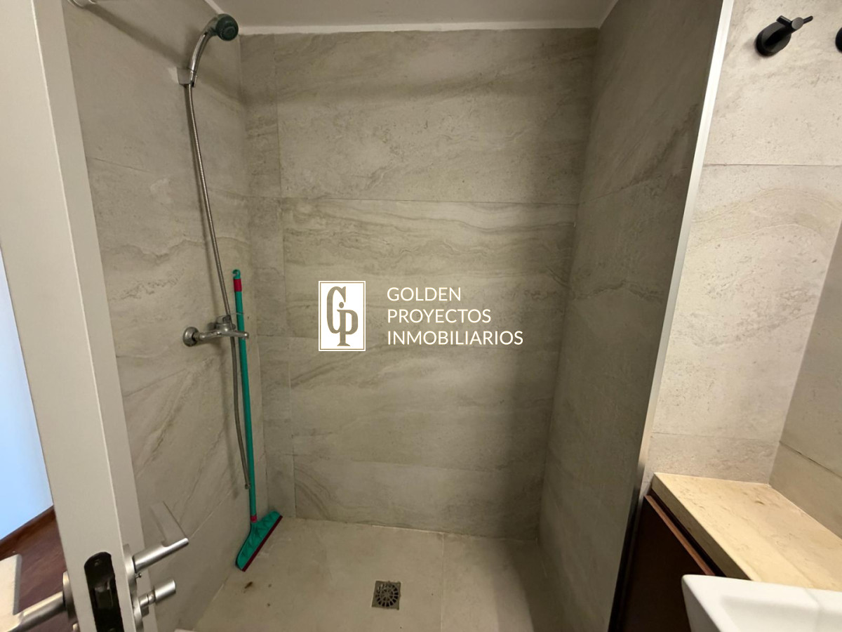 Apartamento en Alquiler 1 Dormitorio con Garage y Terraza en Cordón · Foto 11
