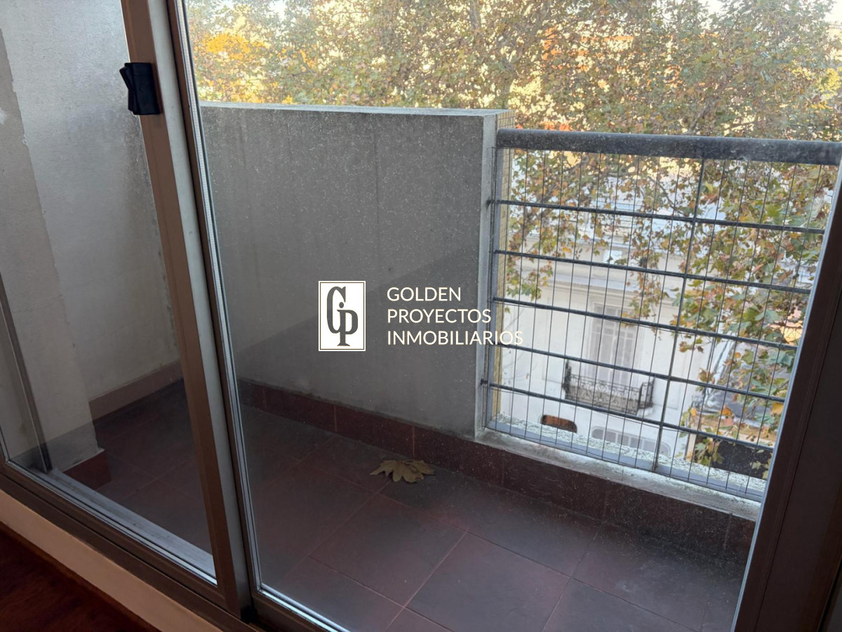 Apartamento en Alquiler 1 Dormitorio con Garage y Terraza en Cordón · Foto 4