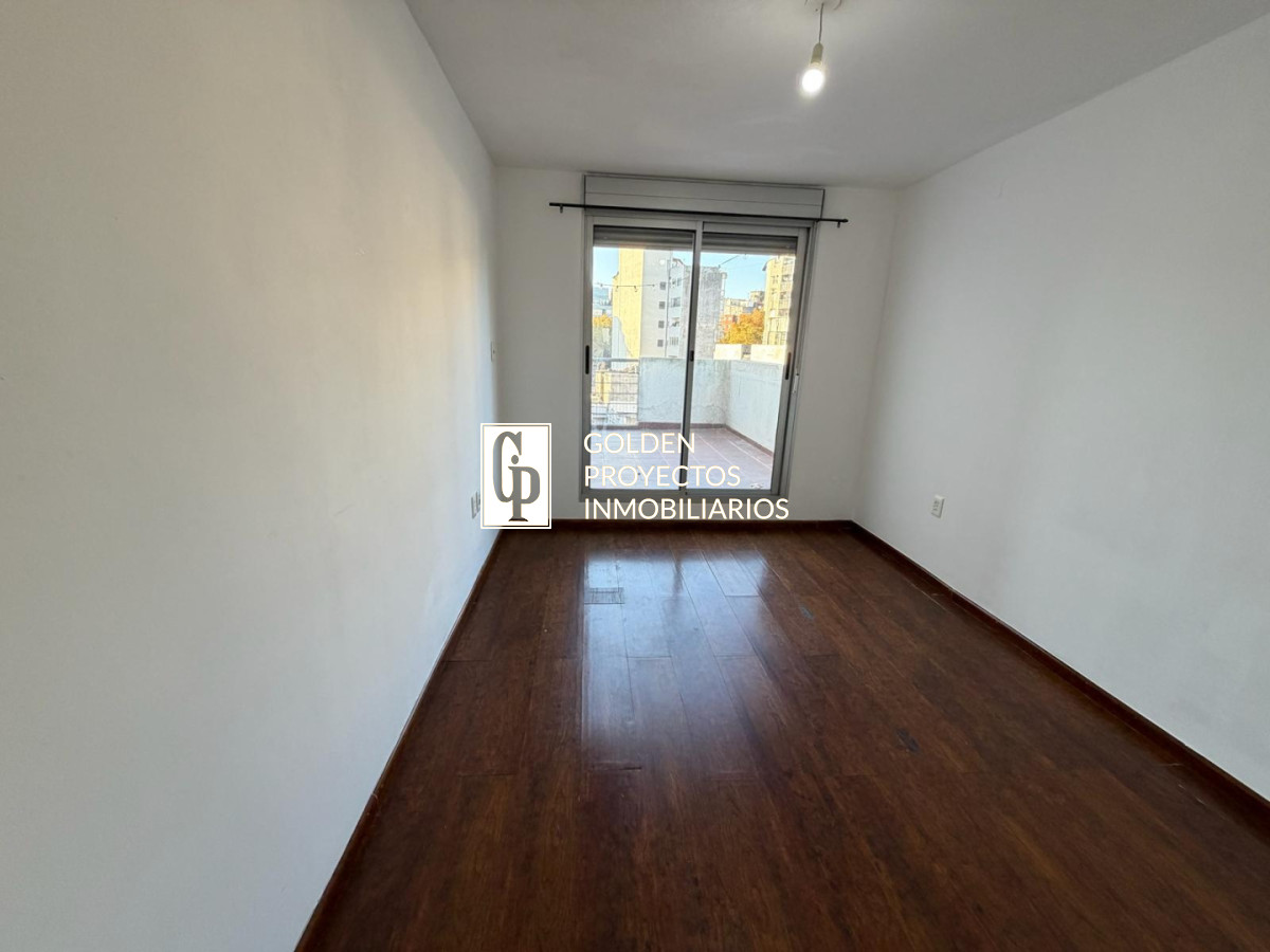 Apartamento en Alquiler 1 Dormitorio con Garage y Terraza en Cordón · Foto 8