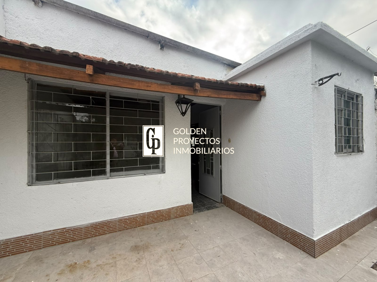 Casa en Alquiler 1 Dormitorio y Patio Parque Batlle
