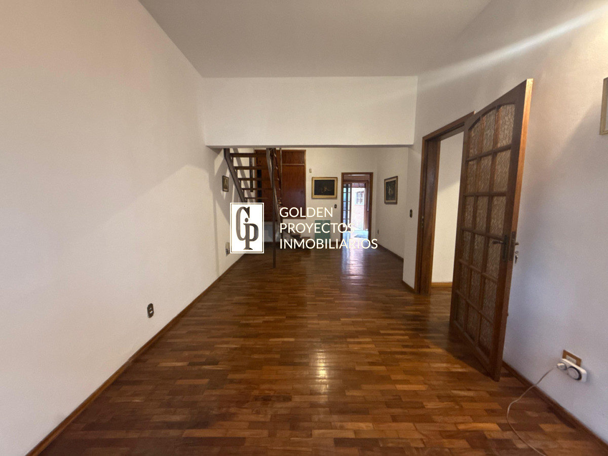 Casa en Venta Tres Dormitorios y Terraza con Parrillero en Brazo Oriental