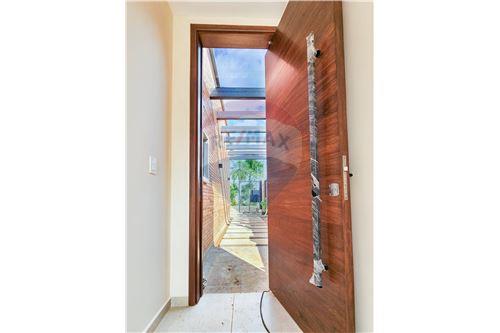 Casa-Venta-PY Cordillera San Bernardino — foto 2