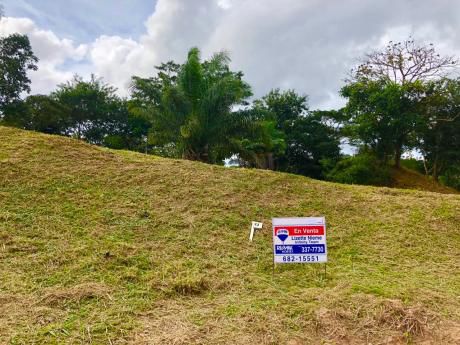 En Venta Terreno En Cond. Alta Vista