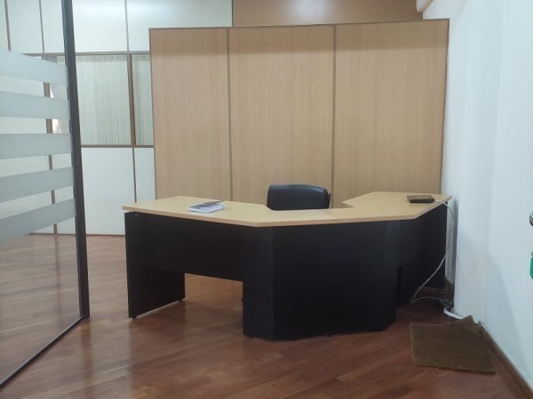 ALQUILER DE OFICINA AMOBLADA CORPORATIVA SOBRE AV. BOGGIANI | ASUNCIÓN — foto 2