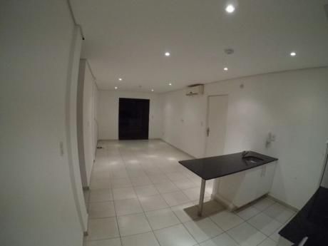 Departamento De 2 Dormitorios En Condominio Las Mercedes