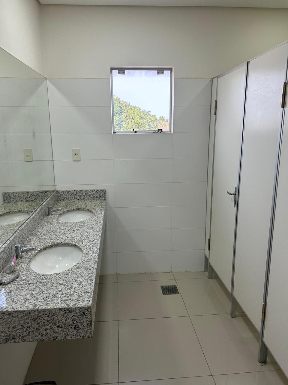 EN ALQUILER MODERNO EDIFICIO CORPORATIVO EN BARRIO YCUA SATI — foto 3