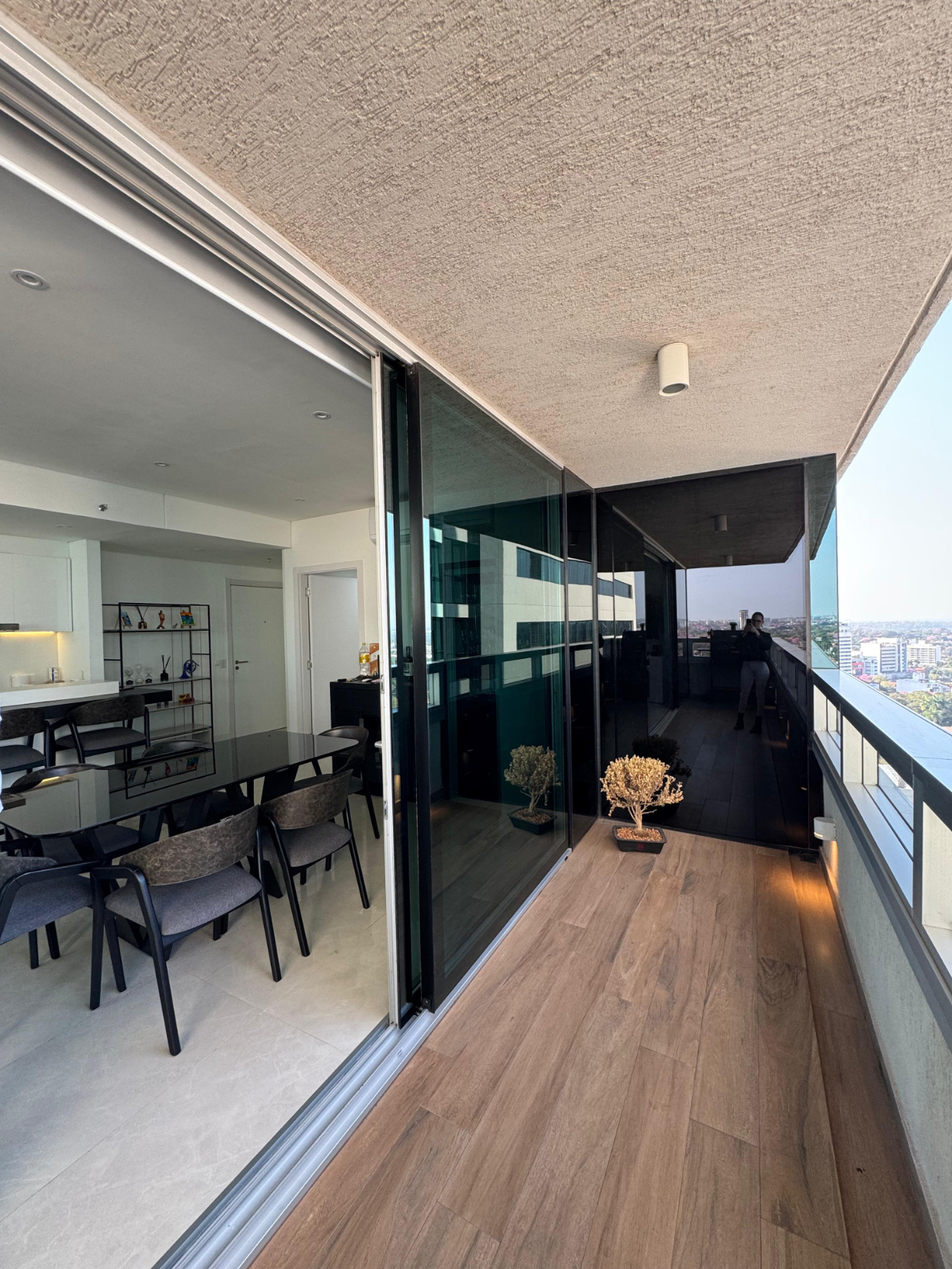 Eminent Torre 2 - Departamento amoblado — foto 2