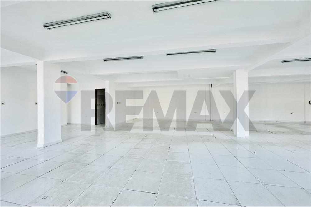 Local Comercial - Alquiler - San Lorenzo, Paraguay — foto 3