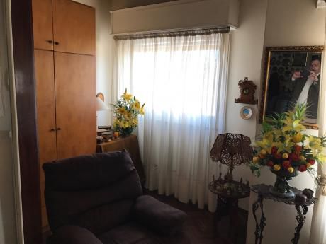 Buen Departamento En El Cordon