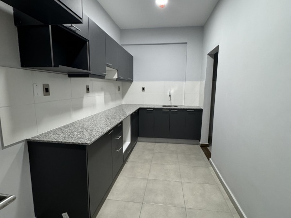 ALQUILO DEPARTAMENTO DE 2 HABITACIONES EN SAN LORENZO. — foto 2
