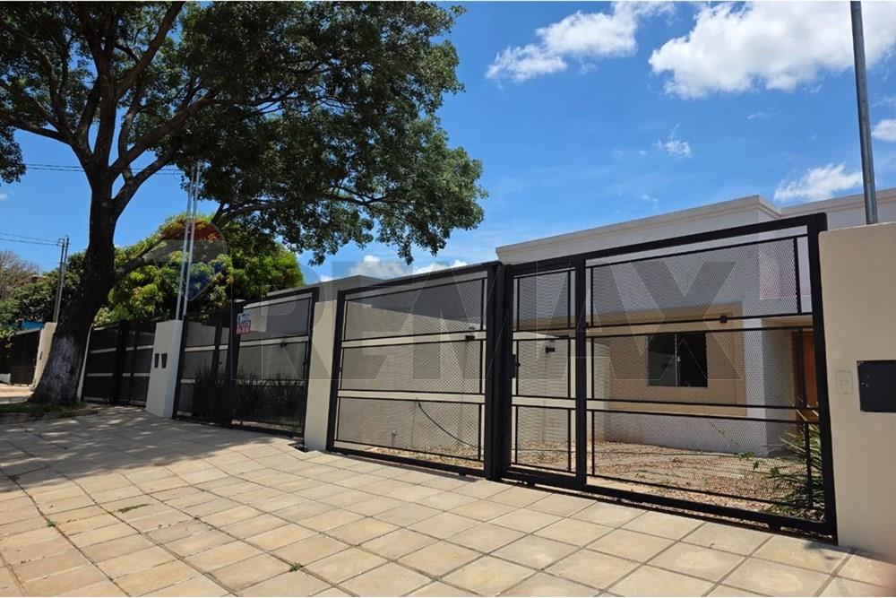 Chalet - Venta - Capiata, Central, Paraguay — foto 2