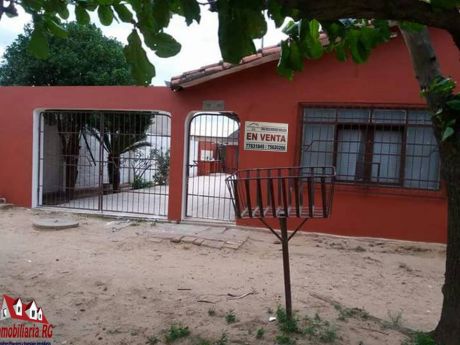 Casa En Venta Sobre Avenida Pavimentada