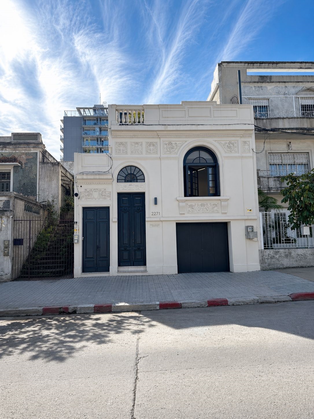 HERMOSA CASA RECICLADA PARA EMPRESA EN PUNTA CARRETAS