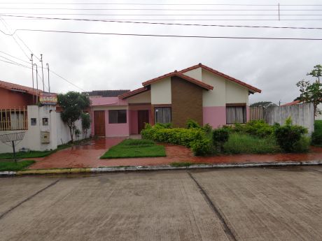 Hermosa Casa En Anticretico En Buena Ubicacion