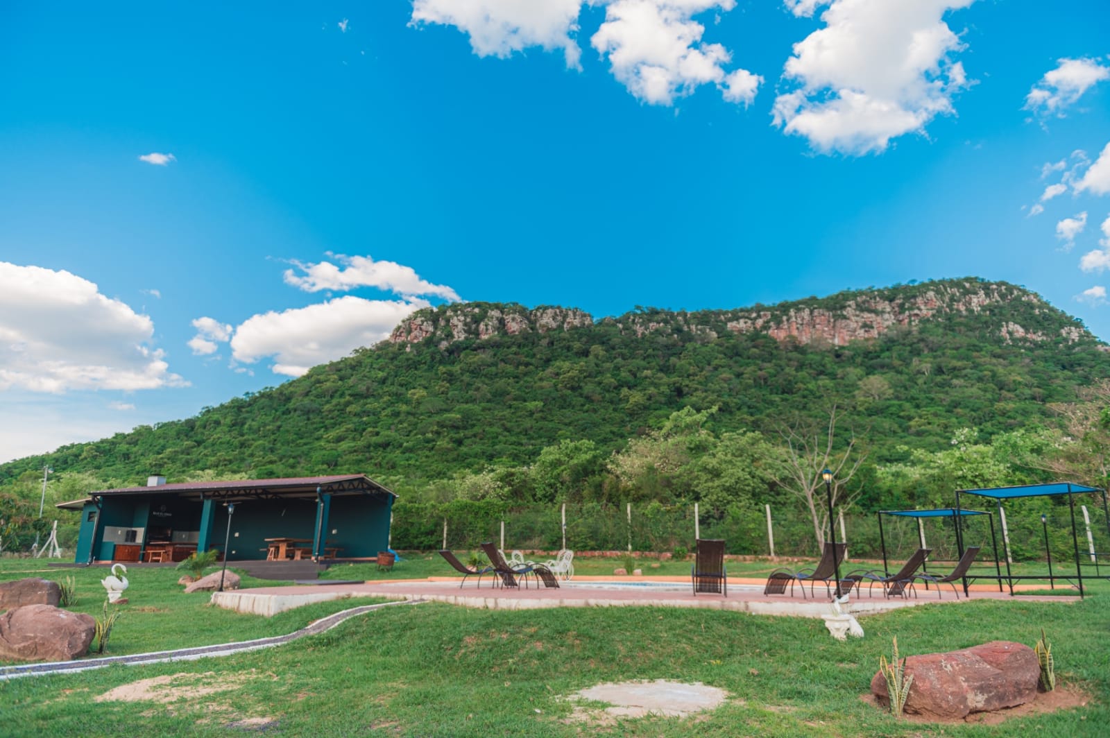 Vendo Posada de 30 Hectáreas en Paraguari, Zona Cerro Hū — foto 2