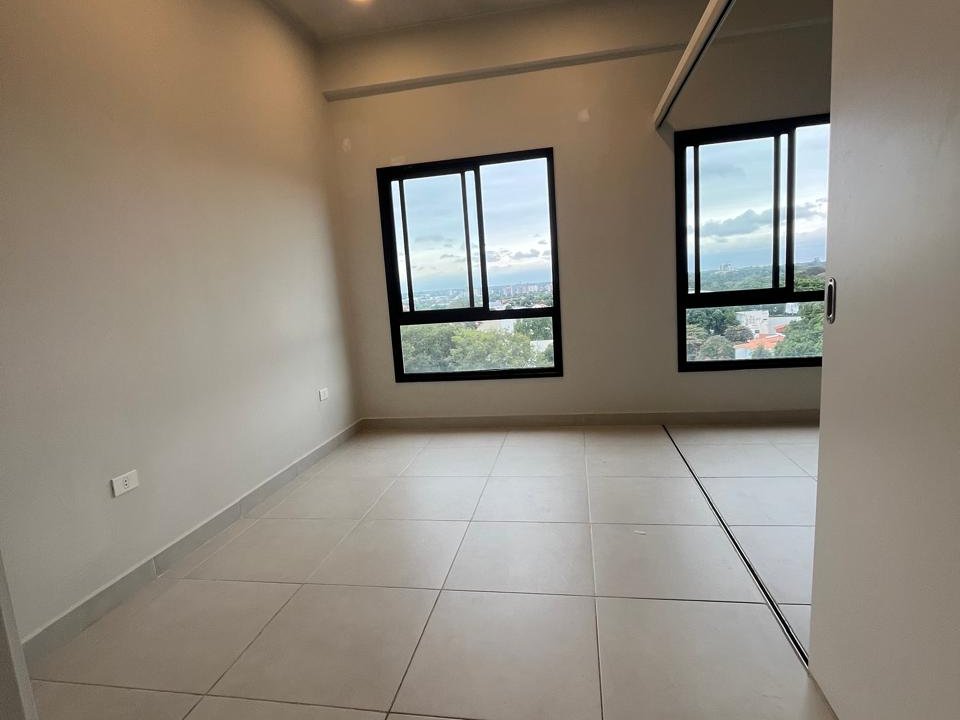 Casa en alquiler en Fernando de la Mora